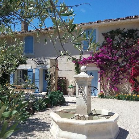 Mas Des Bougainvillees Sernhac Ngoại thất bức ảnh